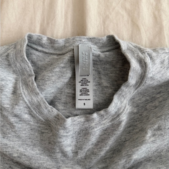 Skims Gray Bodysuit Women’s - Picture 2 of 2